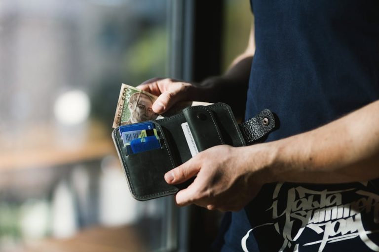 Карты для скрытых транзакций на PayPal и их последствия