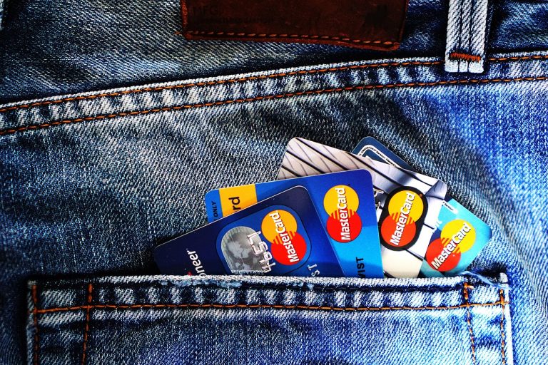 Карта для скрытых операций на PayPal