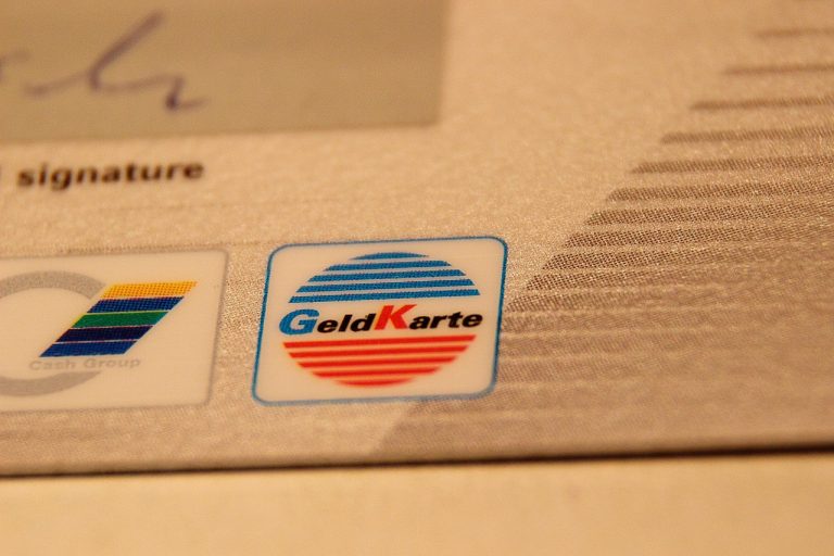 Карты для анонимных покупок на eBay